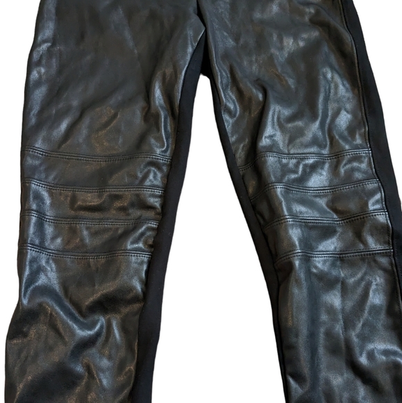 DYNAMITE Black Faux Leather Moto Leggings High waisted size XS - Picture 2 of 8